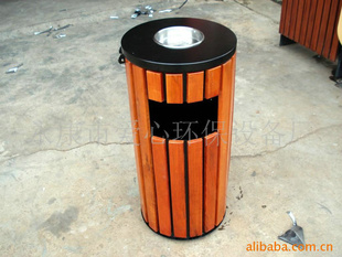 厂家大量销售圆形钢木户外垃圾桶信息