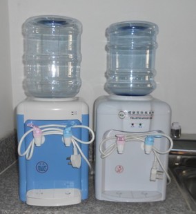 台式小型饮水机新款饮水机/迷你饮水机/送2.5升小桶加热饮水机信息