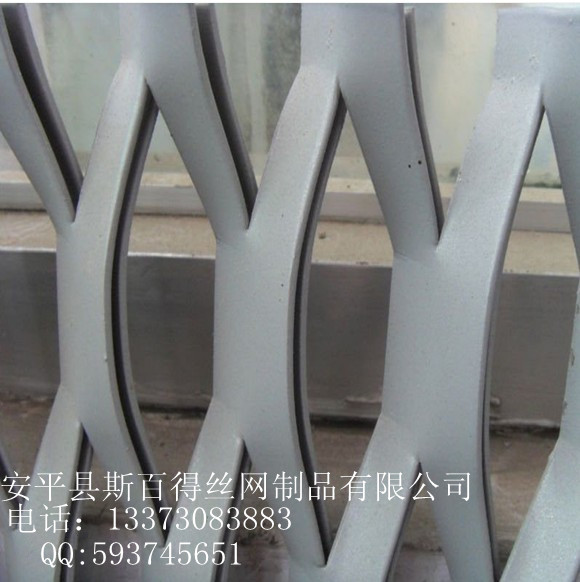 不锈钢钢板网-重型钢板网-钢板网厂家-安平县斯百得丝网厂信息