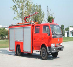 东风多利卡水罐消防车3-4吨，消防车信息
