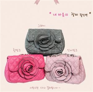 韩国风可爱玫瑰花格纹链条包包 A0196 黑白红信息