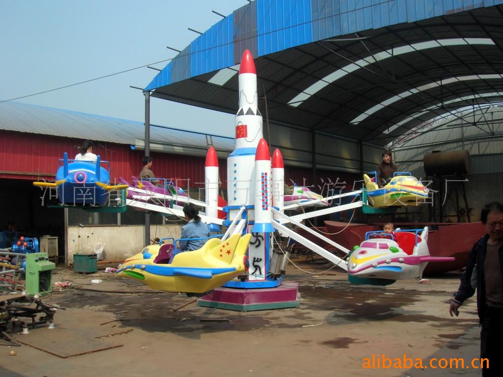 大型玩具飞机，游艺设施，自控飞机，大型游乐设备信息