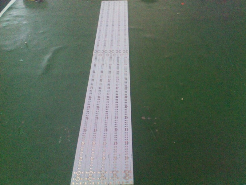 单色护栏管裸板、5050、3528、2835 护栏管贴片线路信息
