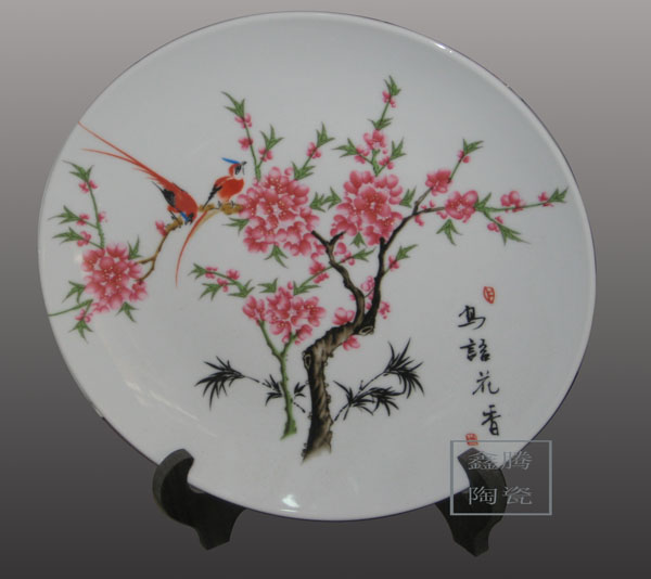 粉彩瓷纪念盘，粉彩花鸟纪念盘，高档手工贴花纪念盘信息