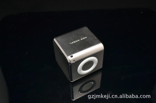迷你小音箱铝壳音箱带收音A88小巧时尚插卡音箱USB音箱信息
