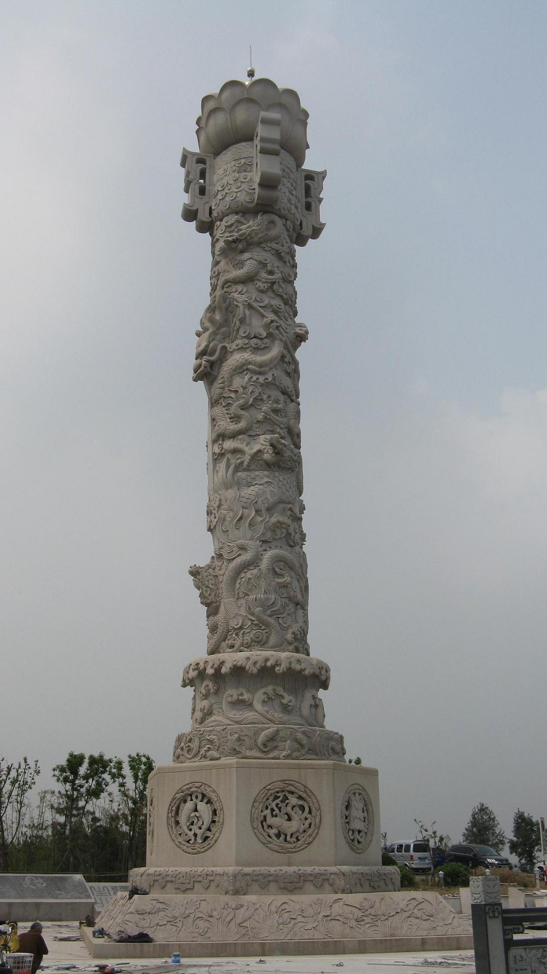 手工雕刻石雕盘龙柱、华表、图腾柱,文化柱，生肖柱信息