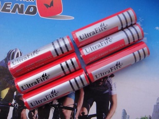Ultrafire超大容量18650电池可充锂电池3000mAh电池批发信息