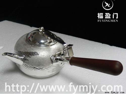 日本银壶——云彩纹侧把银壶信息
