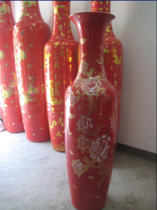 商务礼品红瓷大花瓶，中国红2米大花瓶信息