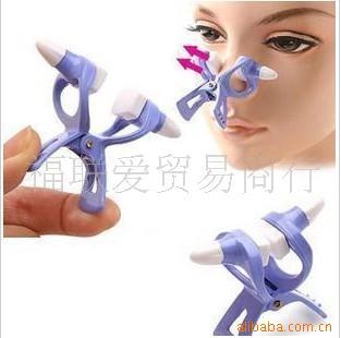 日本超人气的挺鼻器高挺夹鼻器鼻梁增高器信息