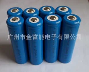 低价强光手电筒锂电池18650锂电池18650电池1800毫安锂电池信息