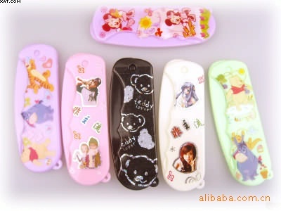 非主流个性十足可折叠随身梳子、2元货源信息