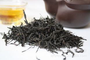 专业批发正宗武夷山红茶正山小种9001香气高爽浓烈信息
