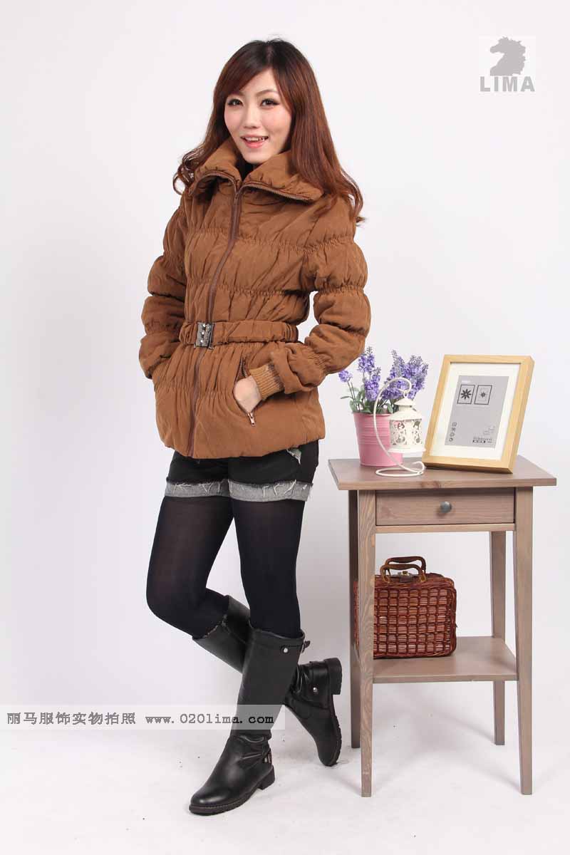 冬装必备女款韩版收腰款棉袄外套全新时尚保暖款信息