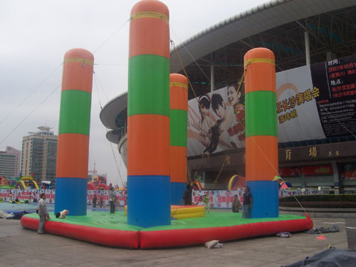 充气玩具，充气蹦床，充气弹跳蹦床，大型充气玩具信息
