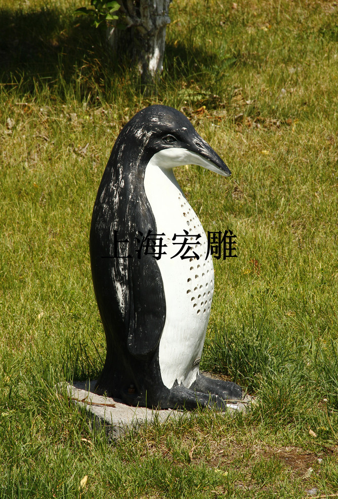 定做企鹅造型雕塑，上海泡沫雕塑厂家信息