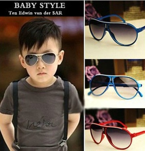 2013年新款儿童太阳眼镜防紫外线宝宝墨镜超酷超时尚信息