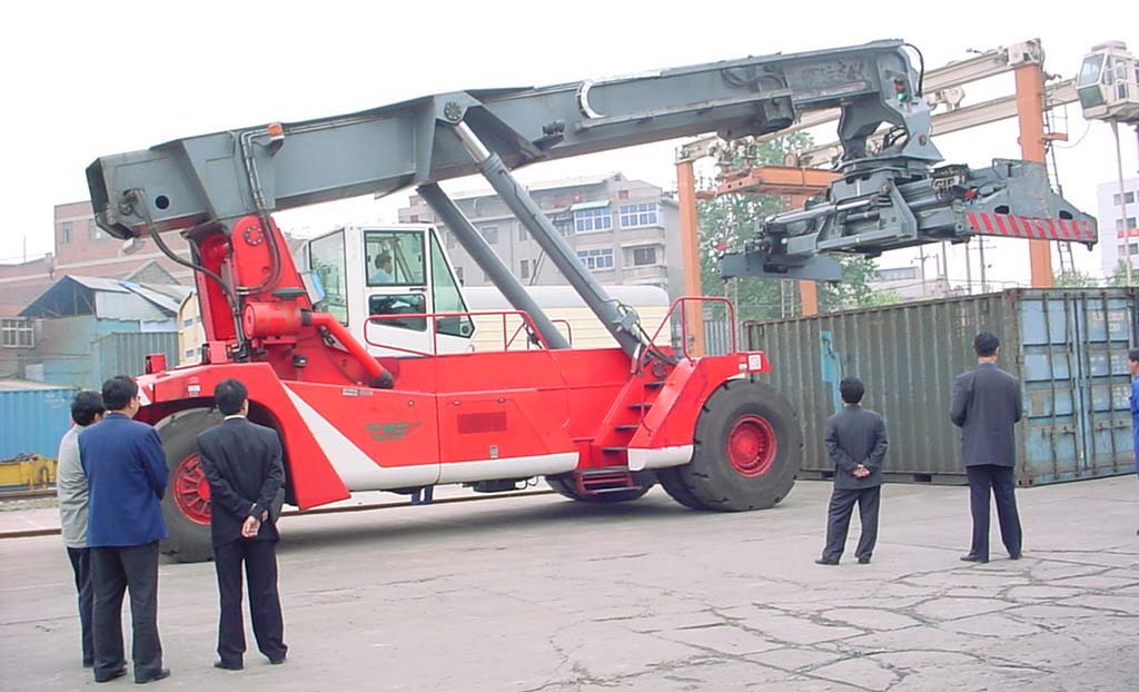 正面吊出租信息