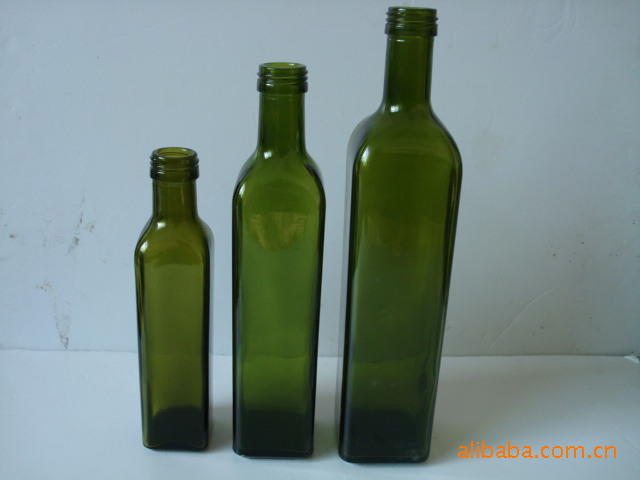 供应橄榄油玻璃瓶 墨绿酒玻璃瓶 琳琅玻厂家玻璃瓶信息