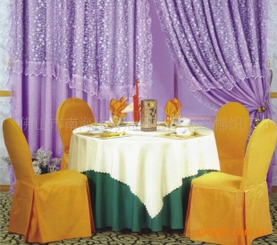 100%化纤【提花】台布信息