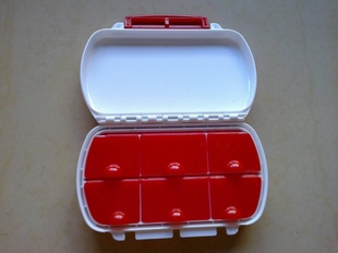 厂家直销批发高级保健携便式一周塑料药盒药盒厂家六格药盒信息