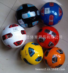 热卖新款亚洲杯足球、32机缝pvc足球，厂家长期1#-5#信息