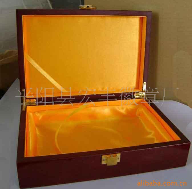 纪念章木盒、高档茶盒、木质包装盒信息