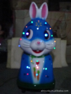 【厂家直销】最新款塑胶彩灯【蓝兔】儿童投币摇摇车、踩蟑螂机信息