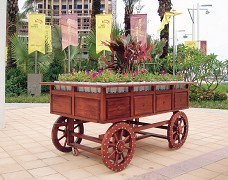 广州户外花车厂家实木花车。信息
