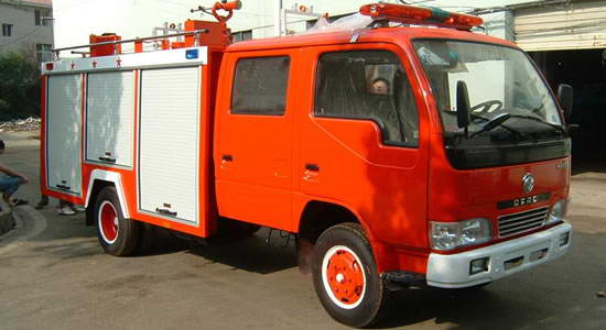 东风尖头140水罐消防车3.5吨 全国最低报价信息
